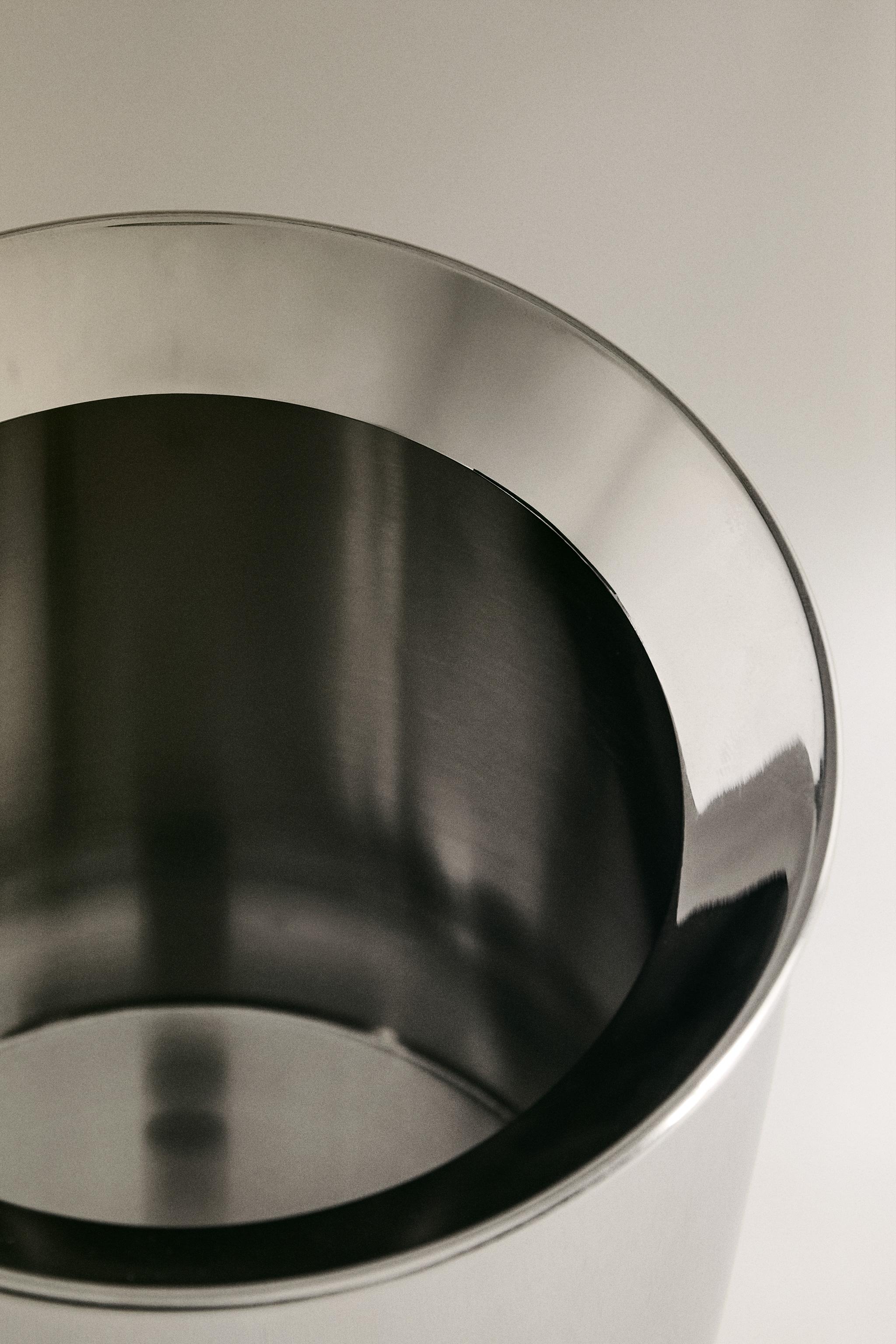 POUBELLE MÉTAL BRILLANT